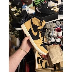 Jordan retro 1 heirloom sz 10.5